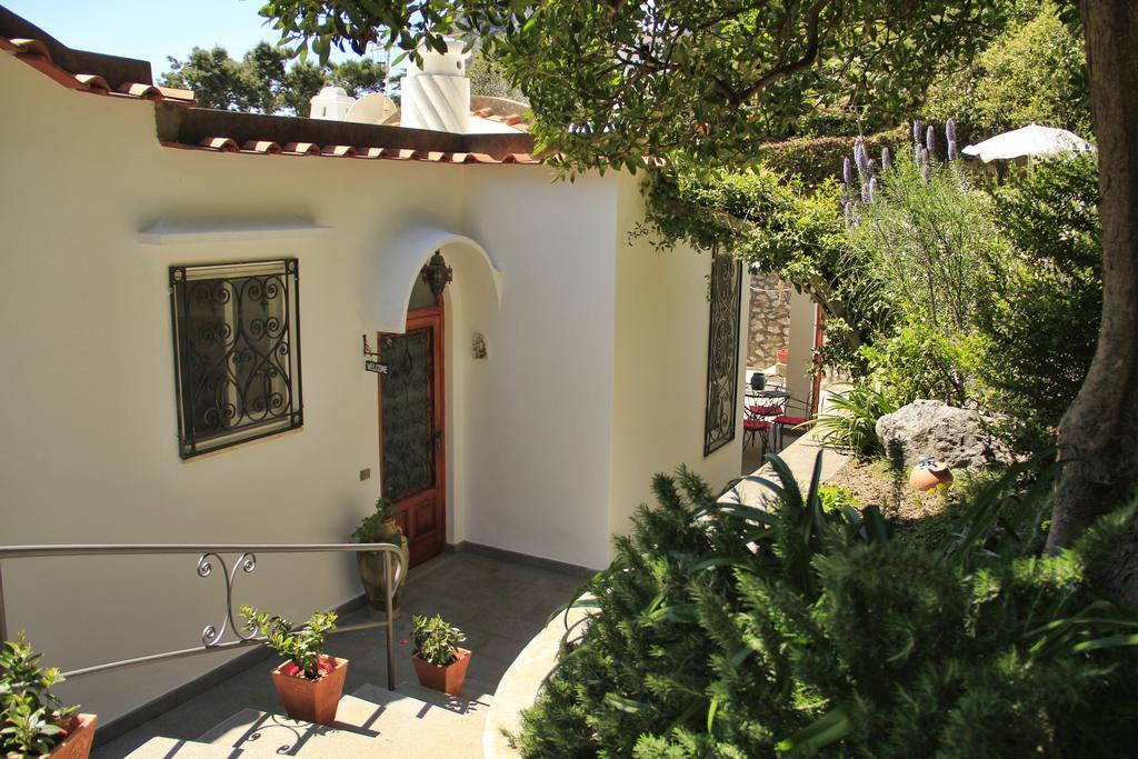 קאפרי Casa Augusto B&B מראה חיצוני תמונה